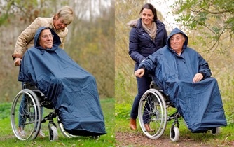 Rolstoelponcho tot de voeten zonder mouwen -- AA8642