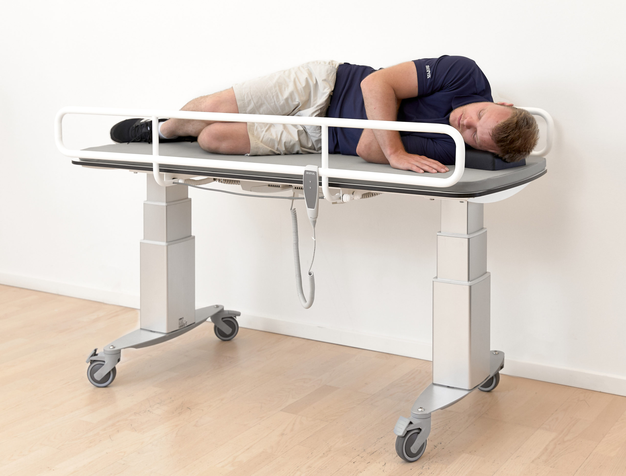 Table de soins mobile Ropox Mobilio élec. 120 x 70cm - 52-92cm sans barres de sécurité -- 40-30404