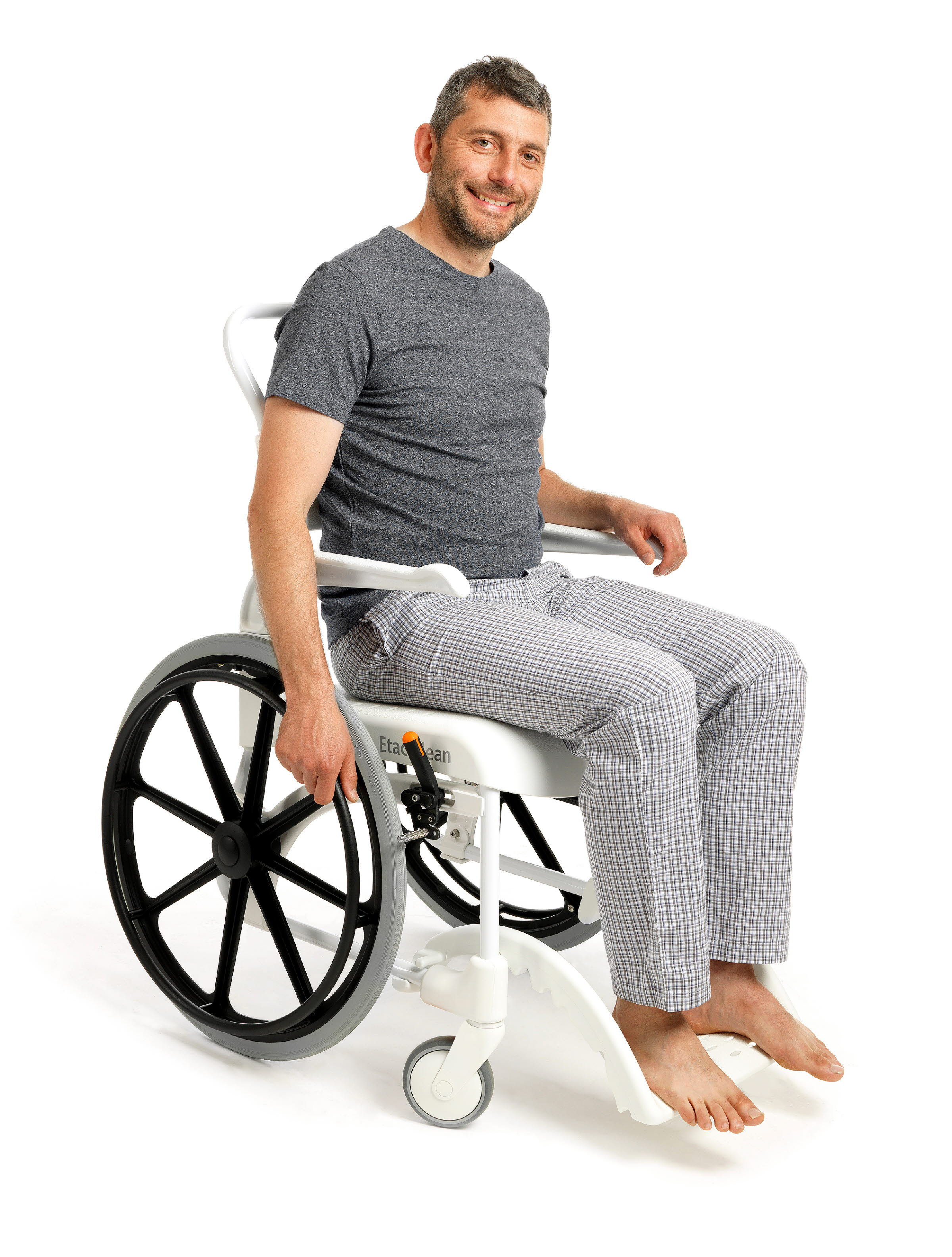 Chaise de douche/percée - Etac Clean - 55 cm hauteur d'assise - 2 grandes roues blocables - blanc