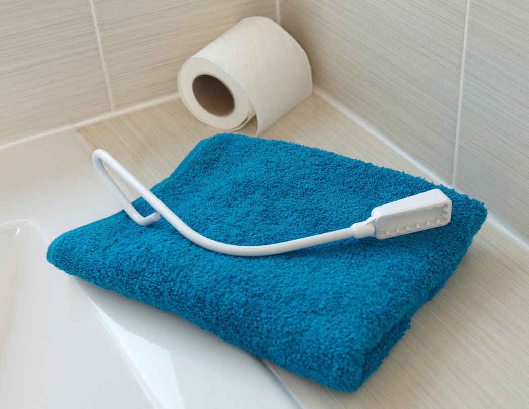 Aide pour la toilette intime Bottom Wiper raide -- AA2650