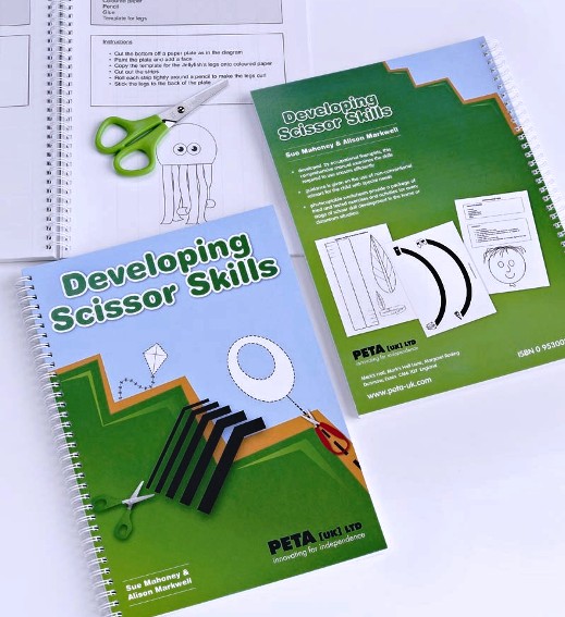 Boek Developping Basic Scissor Skills (Engels) -- PDSS-B