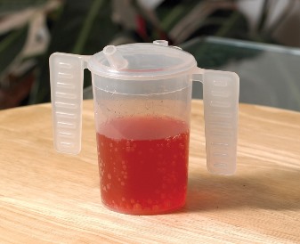 Beker met 2 vleugel handvatten en 2 drinktuitjes 250 ml (per 2) -- 091421007